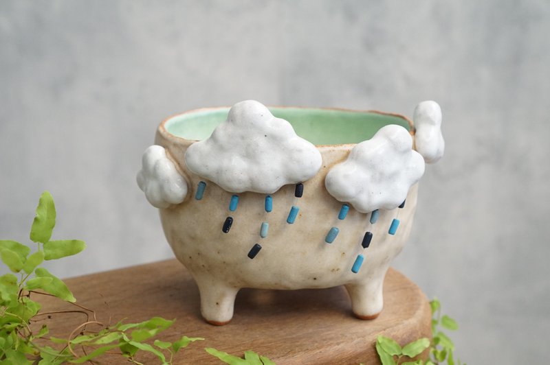 Clouds planter. - 花瓶/花器 - 陶 卡其色