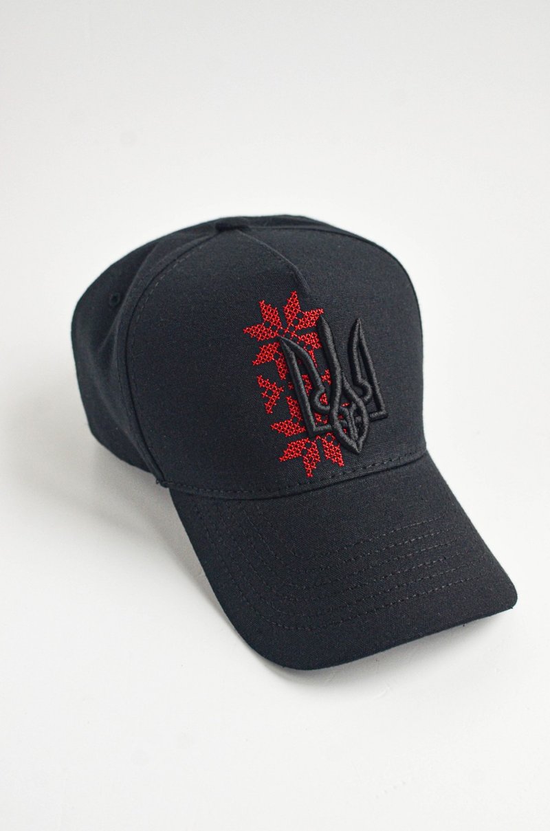 Stylish Ukraine Hat with Embroidered Trident | Ukrainian Design | Ukrainian gift - 帽子 - 棉．麻 多色