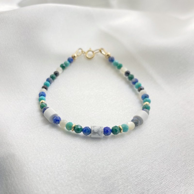 Haidenan (limited edition) | Stone bracelet 14KGFx turquoise x lapis lazuli x Stone x white turquoise - Bracelets - Crystal Blue