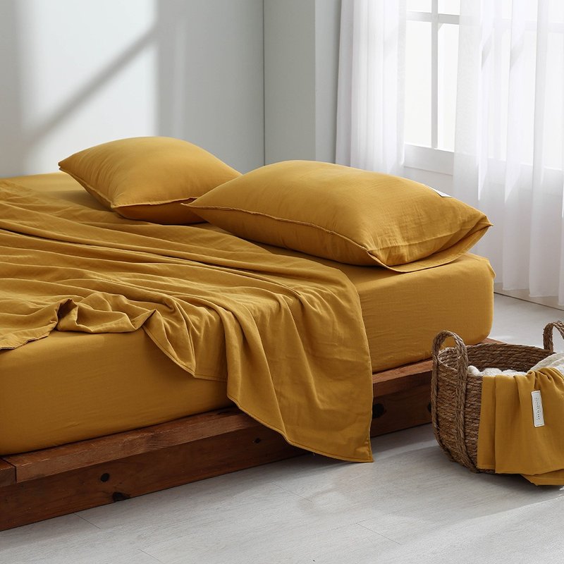 Japanese light twisted gauze quilt bed bag set/mulberry dyed - เครื่องนอน - ผ้าฝ้าย/ผ้าลินิน สีเหลือง