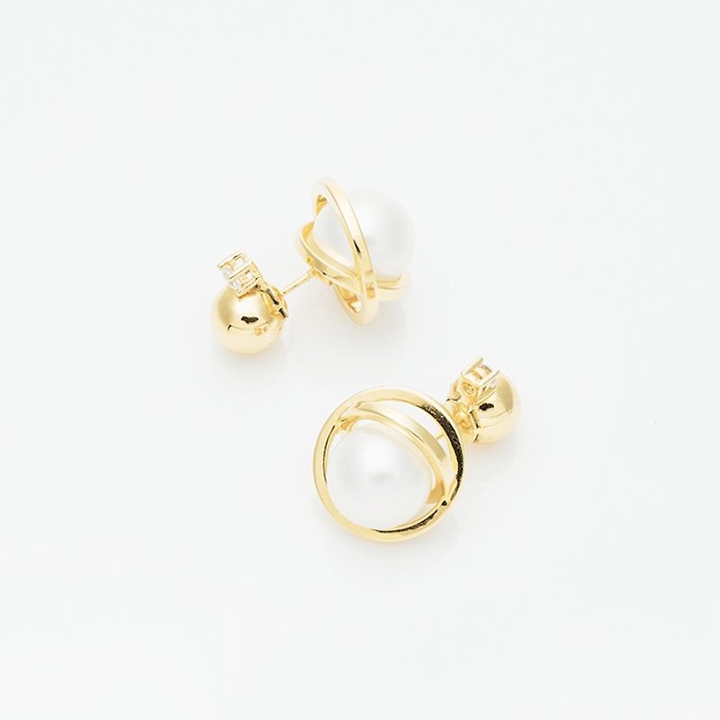 Claudia earrings - ต่างหู - โลหะ สีทอง