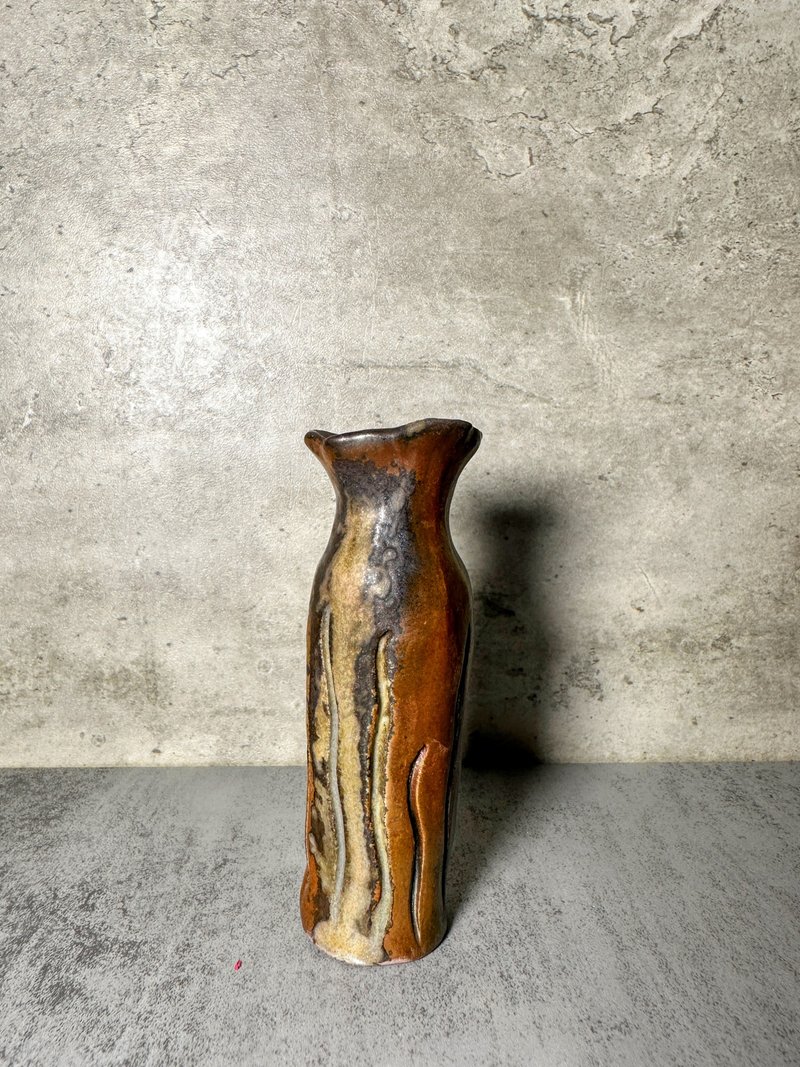 Liuhua device - Pottery & Ceramics - Pottery Brown