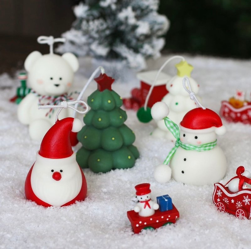 Christmas scented candles-Santa Claus, snowman, Christmas tree bear, exquisite packaging - เทียน/เชิงเทียน - ขี้ผึ้ง สีแดง