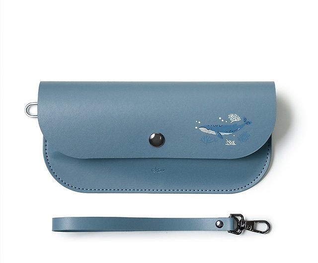 Leather Glasses Bag with Magnetic Buckle - Traveling in the Blue Ocean -  Shop ekax Glasses & Frames - Pinkoi