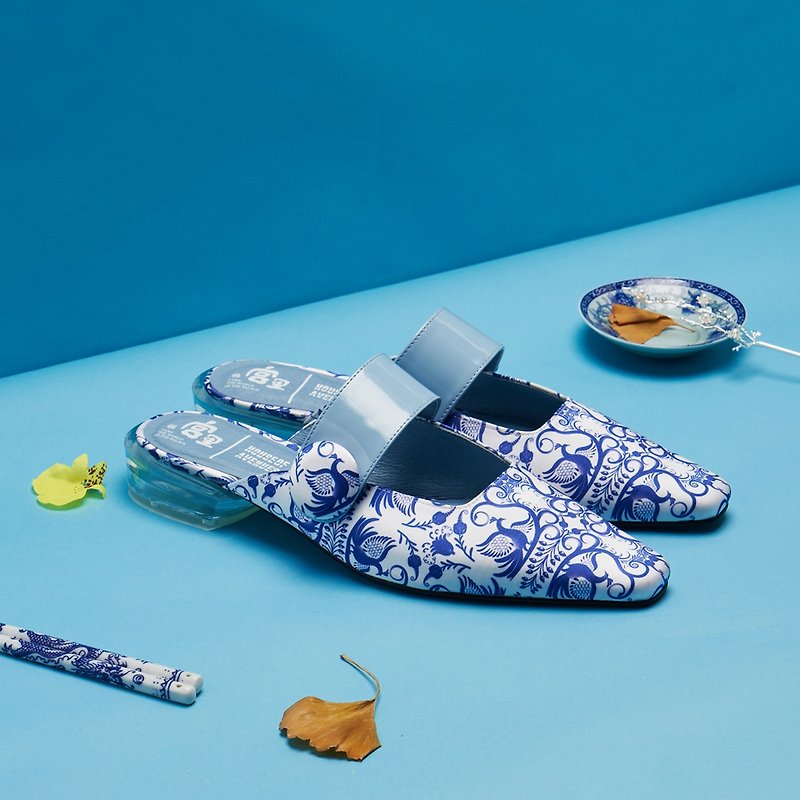 【Seasonal Sale】| HOA | Small Square Print Flat Slippers | Blue | 5382 | - รองเท้าแตะ - ไฟเบอร์อื่นๆ สีน้ำเงิน