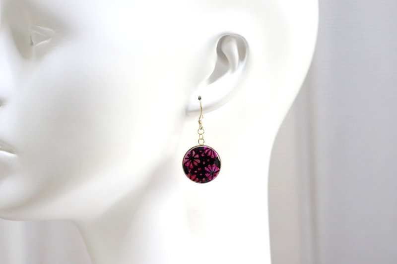 Resin Art Round Earrings - Dream Flower lover - 耳環/耳夾/耳骨夾 - 樹脂 粉紅色