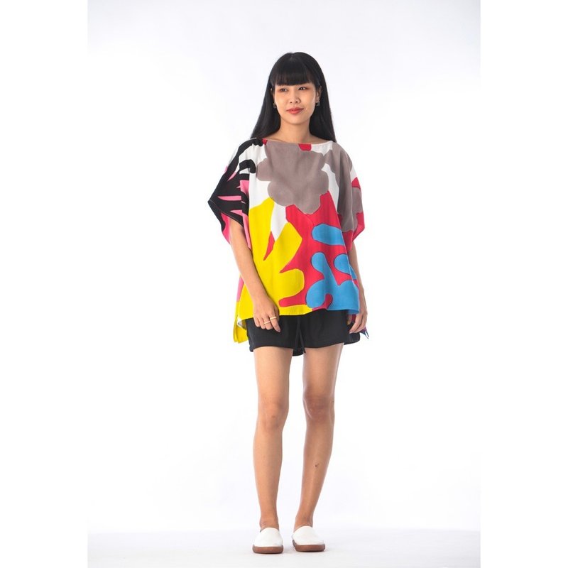 Poncho Blouse Cotton Silk Hand Painted for Summer resort vac - 女上衣/長袖上衣 - 棉．麻 紅色
