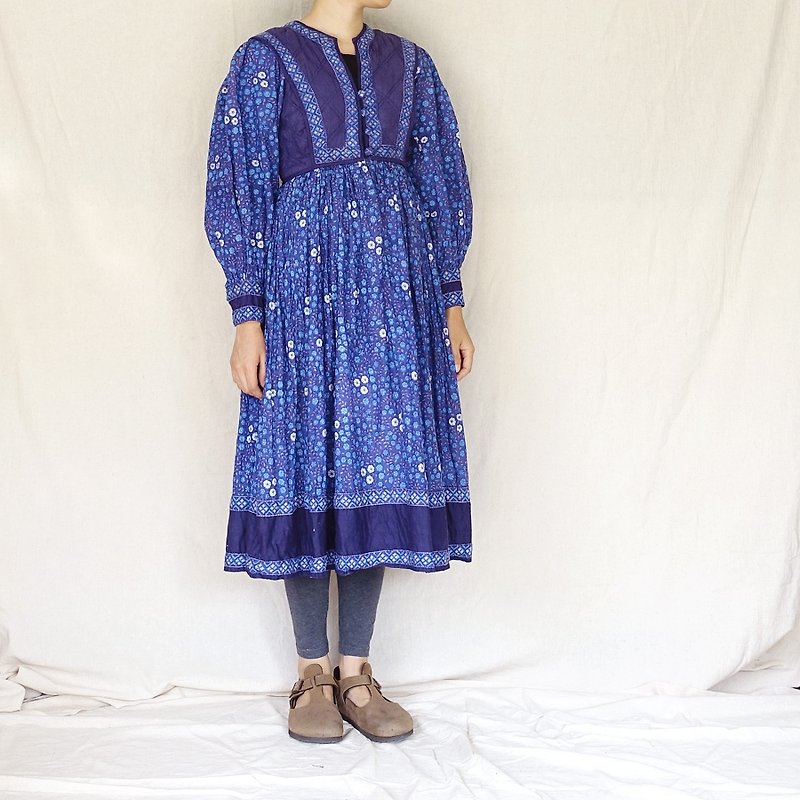 BajuTua /古著/ Rilu Kuwan 70's 古董印度蓋染洋裝 - 洋裝/連身裙 - 棉．麻 藍色