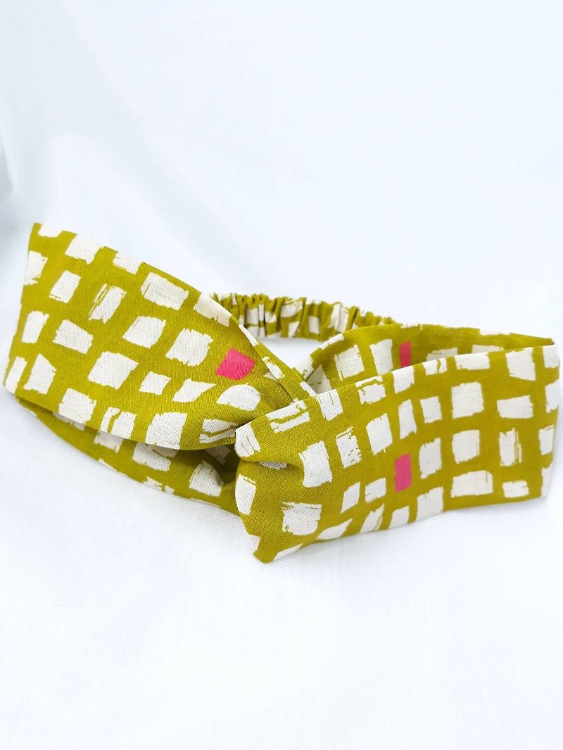 Mustard green mosaic pattern handmade headband - ที่คาดผม - ผ้าฝ้าย/ผ้าลินิน สีเขียว