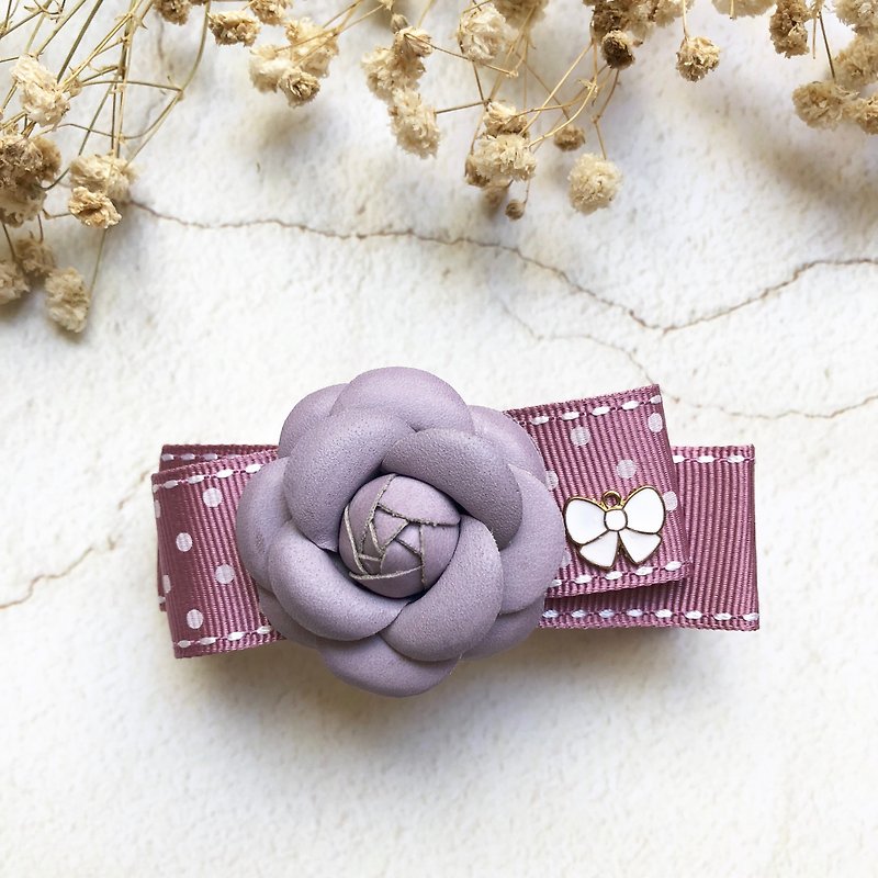 Elegant Camellia Square Clip / Romantic Purple - เครื่องประดับผม - วัสดุอื่นๆ สีม่วง