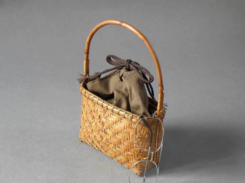 Small basket bag bamboo - Handbags & Totes - Bamboo Brown