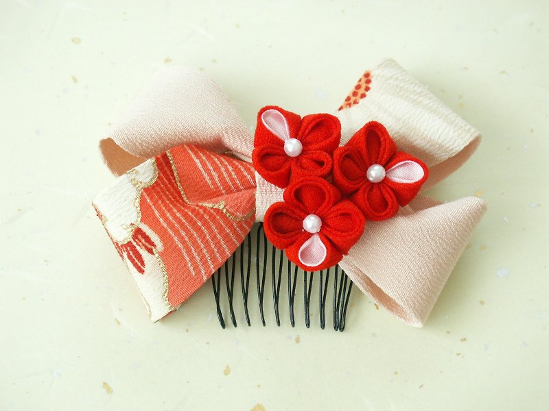 New color knobwork hair ornaments Used old cloth [ribbon/peach red] - Hair Accessories - Silk Pink