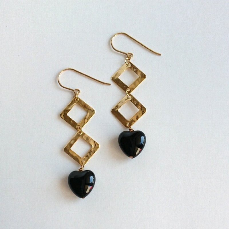 14kgf heart onyx & diamond motif earrings (Clip-On) - ต่างหู - เครื่องเพชรพลอย สีดำ