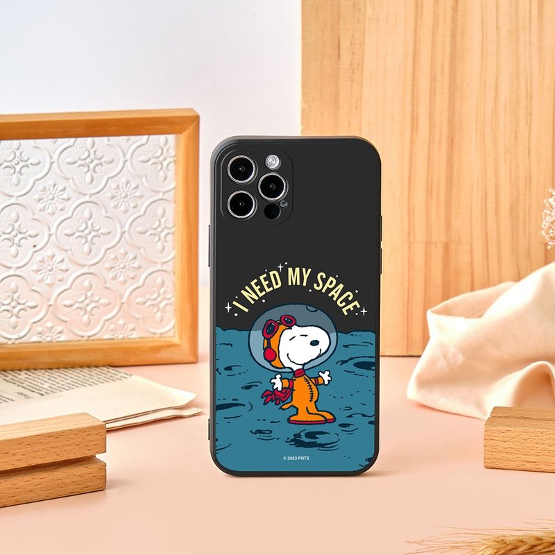 SNOOPY史努比 太空世界純色矽膠iPhone手機殼 - 手機殼/手機套 - 矽膠 黑色