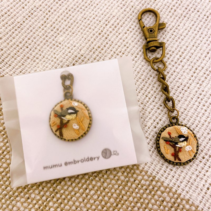 【Little Birds】Handmade 3D Keychain - Keychains - Other Metals Brown