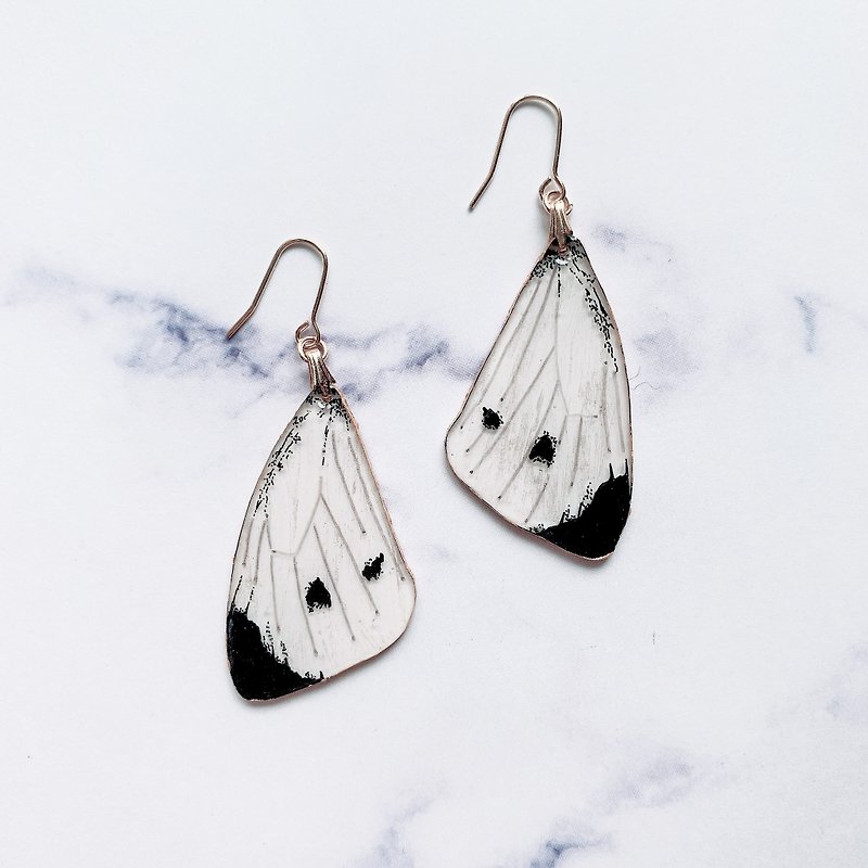 cabbage butterfly wing earring - Earrings & Clip-ons - Plastic White