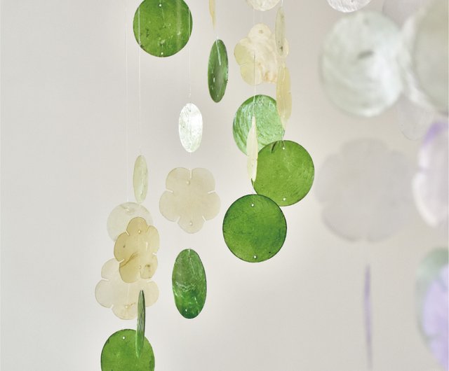シェル風鈴 | 花の谷 (グリーン) - ショップ hipponook 置物 - Pinkoi