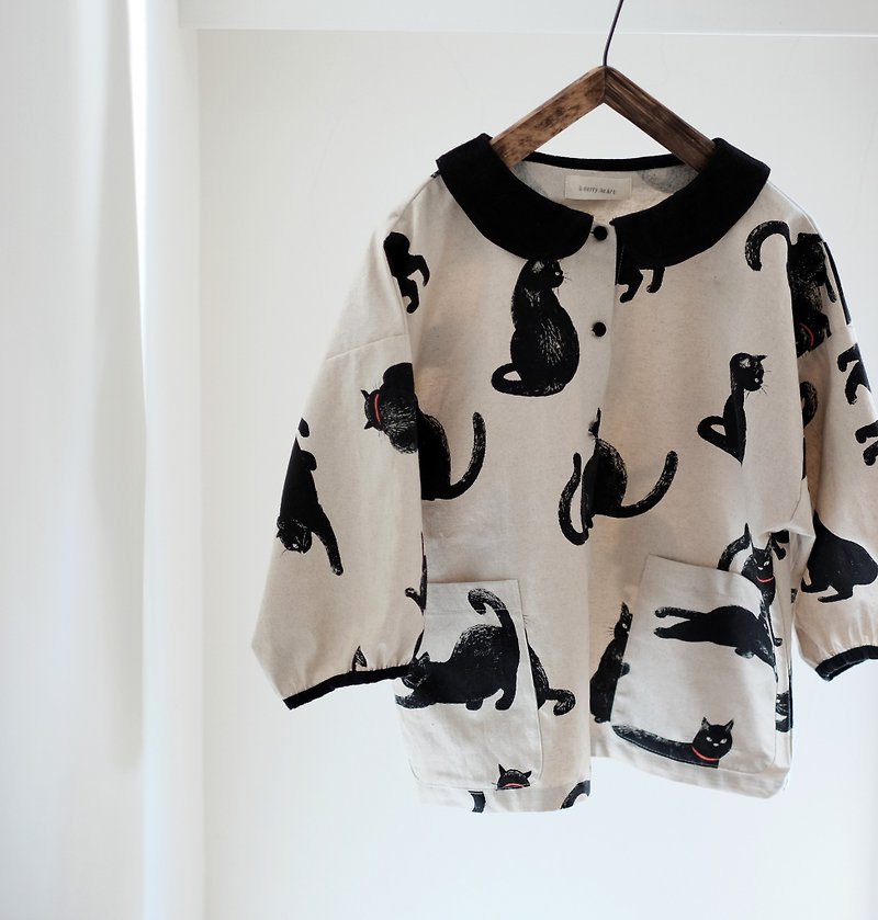 Japanese short-board black-collar shirt with puffing sleeves, you are my little cat