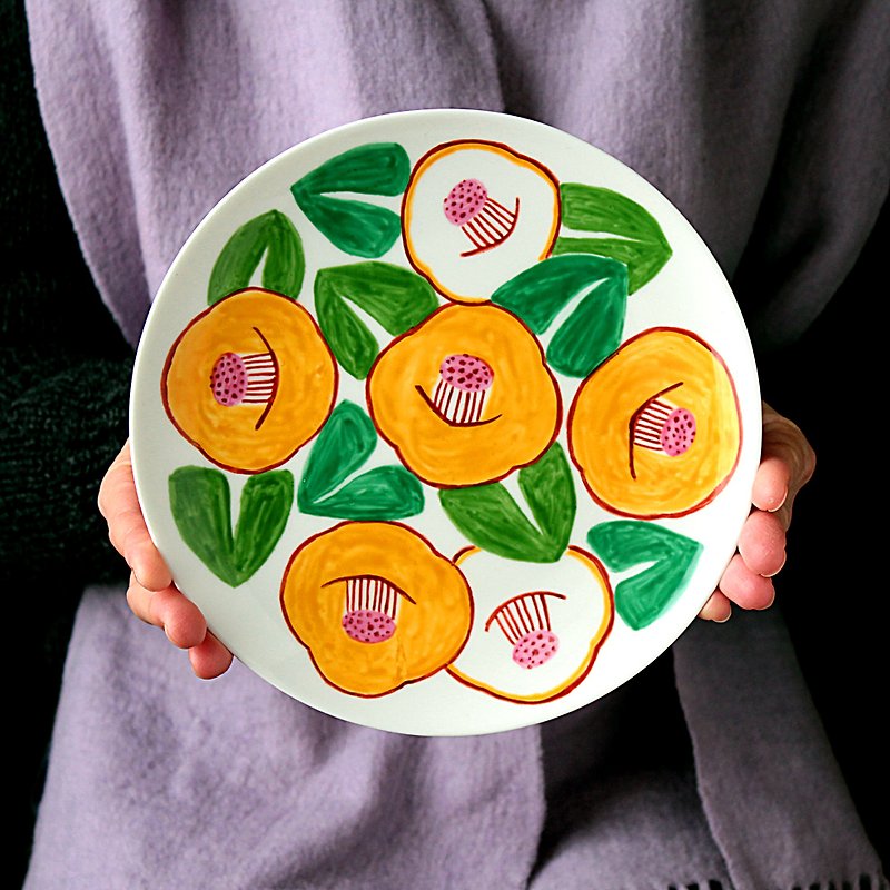 Yellow camellia plate - จานเล็ก - เครื่องลายคราม สีเหลือง