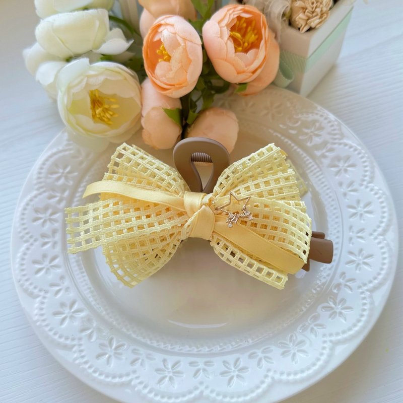 Mesh Bow Clip Shark Clip Hair Clip Hair Accessory-Yellow - เครื่องประดับผม - วัสดุอื่นๆ สีเหลือง