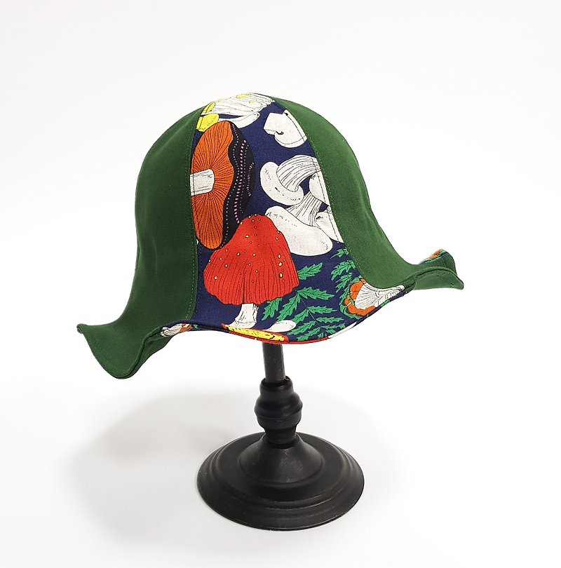 Limited edition big lily flower hat // Magic mushroom X green // #双拼 Concept#日本布# Out of print - หมวก - ผ้าฝ้าย/ผ้าลินิน หลากหลายสี