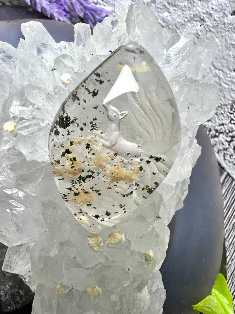 【莫名奇妙雜貨店】彩幽靈 狐仙 雕刻 裸石 墜子 - 項鍊 - 水晶 透明