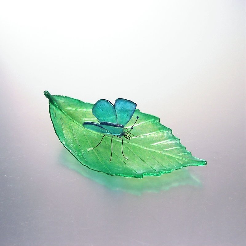 ガラスの蝶  ルーミスシジミ on リーフ - 裝飾/擺設  - 玻璃 綠色