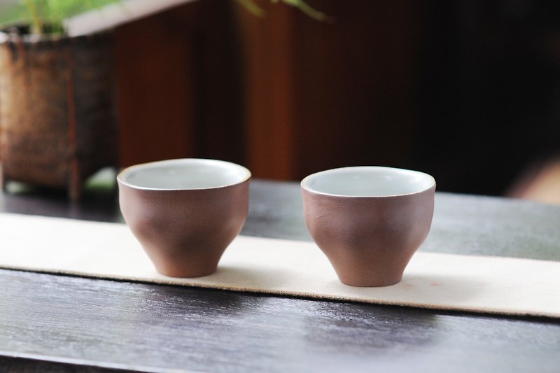 雙鴻Shuang Hong Living：想。享no.2 │ 青瓷陶對杯 - 茶具/茶杯 - 陶 咖啡色