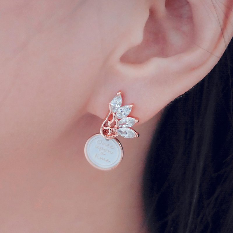 Crystallization-The wing < once upon a time*earrings > - ต่างหู - โลหะ สีทอง