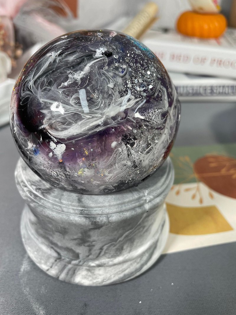 Fantasy Crystal Ball Candle Experience Workshop - Candles/Fragrances - Wax 