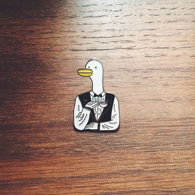 #10 The Waiter Duck Pin/Brooch - เข็มกลัด - โลหะ ขาว