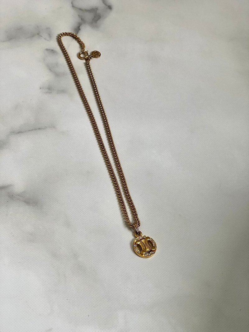 [Directly shipped from Japan, second-hand package with name tag] CELINE Triomphe Stone Necklace Gold Vintage Vintage Old mzse6n - Necklaces - Other Metals 