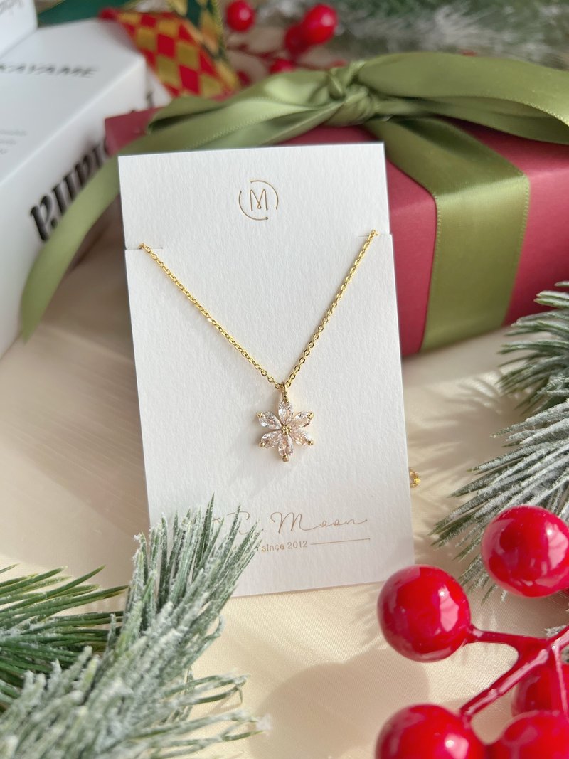 【精緻禮盒】寶石小白花項鍊 18KGF－Edelweiss #輕奢優雅 雛菊 - 項鍊 - 其他金屬 金色