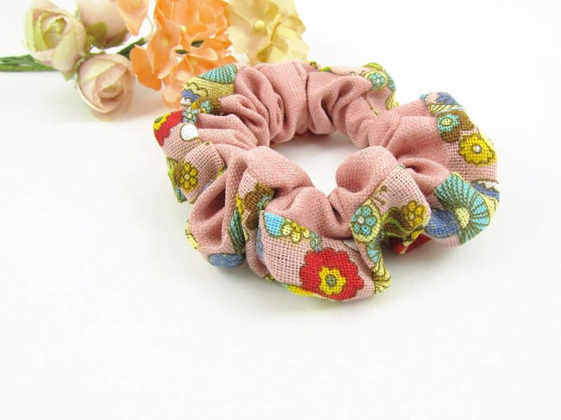 Love Psychedelic-Hand-stitched small intestine circle hair circle hair bundle - Hair Accessories - Cotton & Hemp Pink