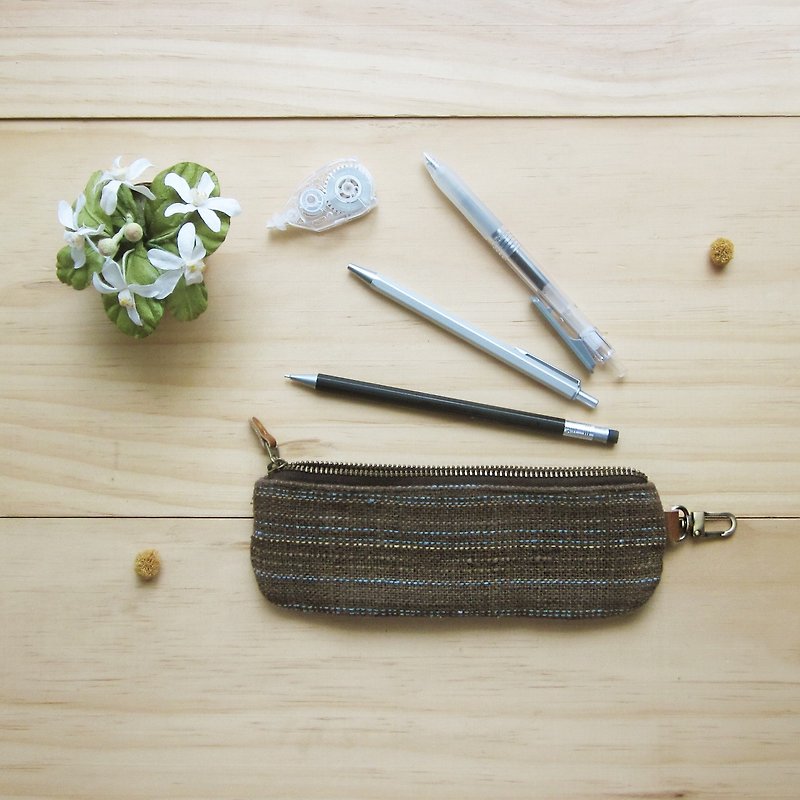 Pencil Cases Hand Woven and Botanical Dyed Cotton Brown and blue Color - กล่องดินสอ/ถุงดินสอ - ผ้าฝ้าย/ผ้าลินิน สีนำ้ตาล