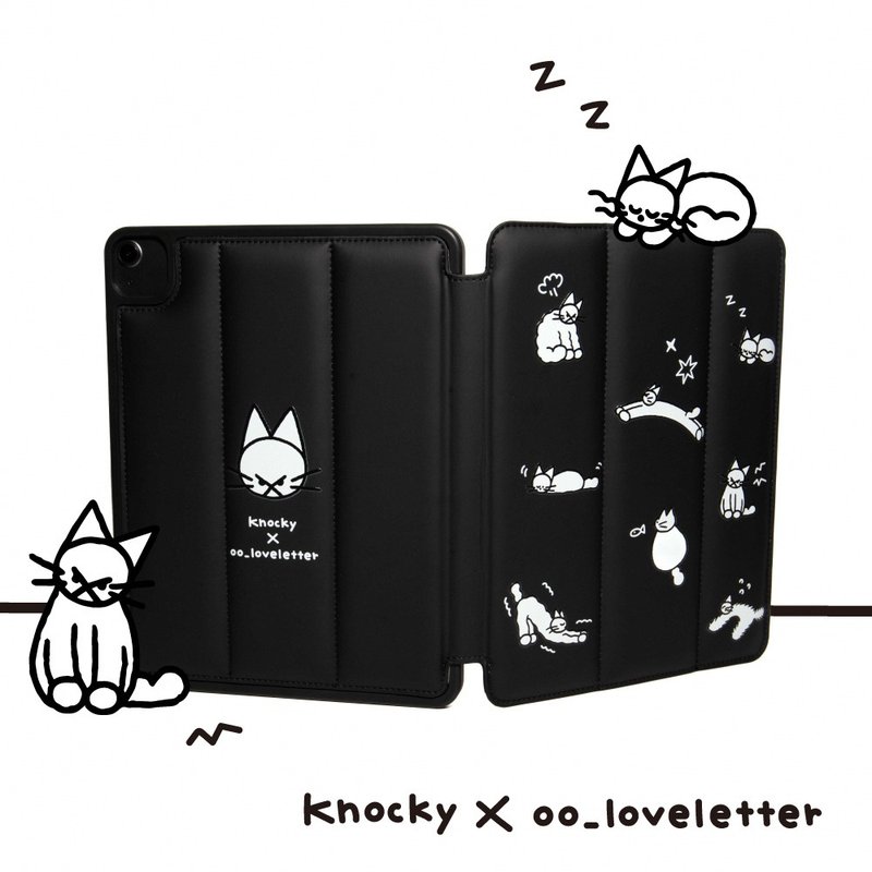 Free tablet bag | iPad illustrator co-branded down protective case [What is the cat doing?] - เคสแท็บเล็ต - วัสดุอื่นๆ สีดำ