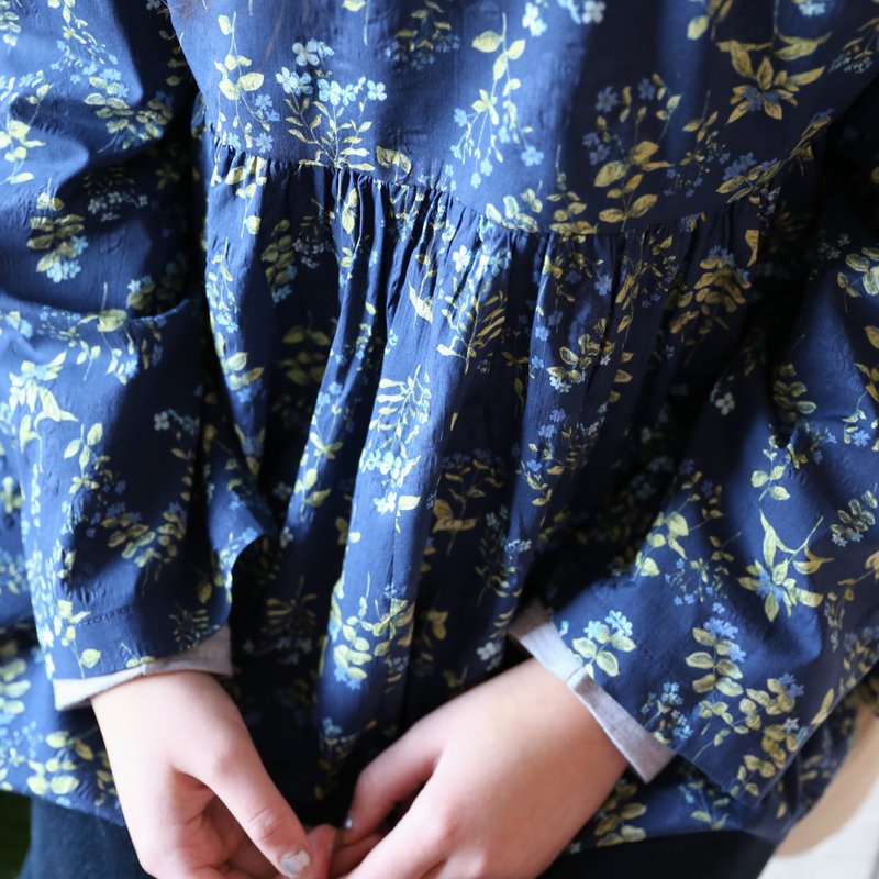 藍草 北歐風日本進口鹽縮泡泡純棉碎花襯衣 - 女襯衫 - 棉．麻 
