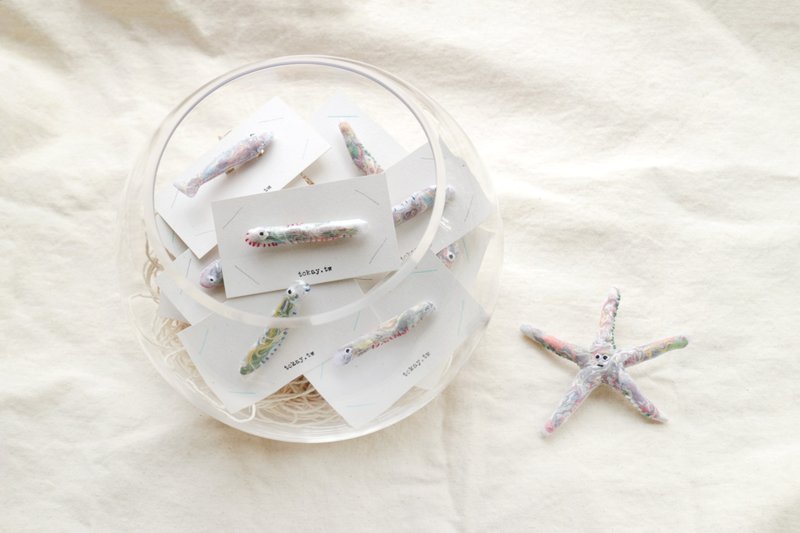 Colorful fish embroidery pin/brooch - เข็มกลัด/พิน - งานปัก หลากหลายสี