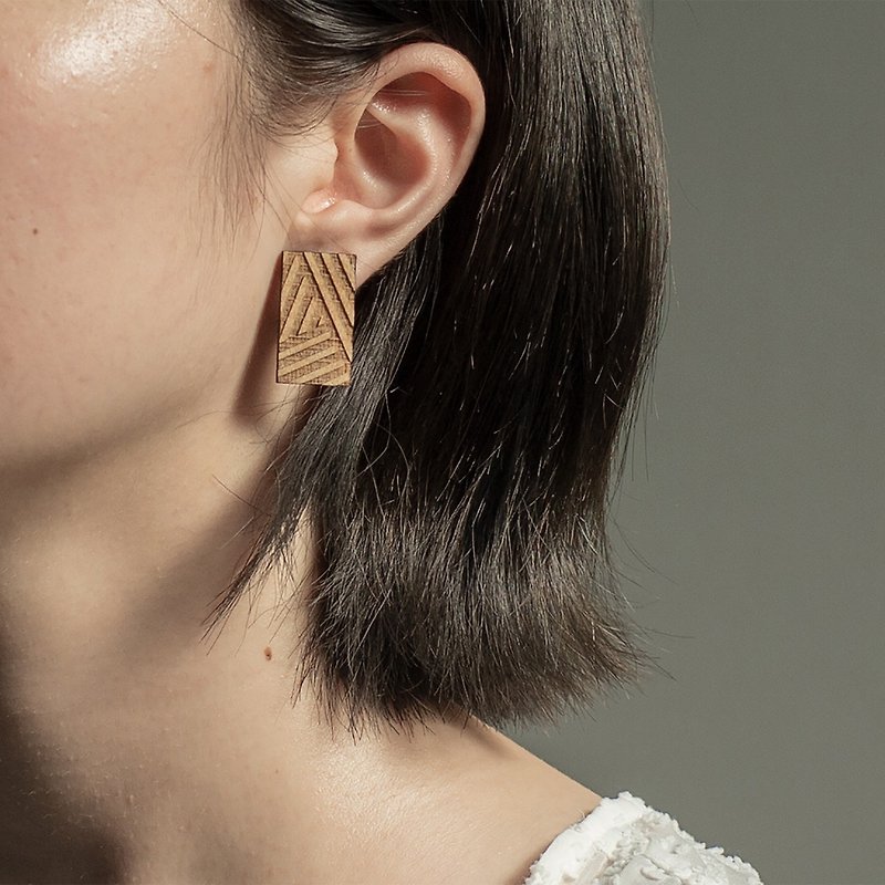 pierce stripe / stripe pierced earrings - Earrings & Clip-ons - Wood 