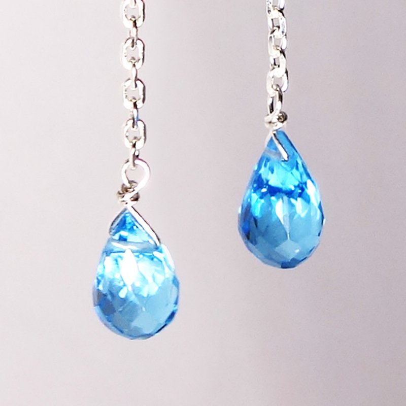 Swiss blue topaz briolette chain earclips SV925 【Pio by Parakee】托帕石耳環 - Earrings & Clip-ons - Gemstone Blue