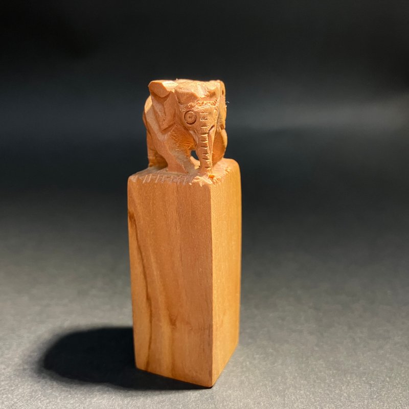 Indian Old Mountain Sandalwood Seal-Elephant - ตราปั๊ม/สแตมป์/หมึก - ไม้ สีนำ้ตาล