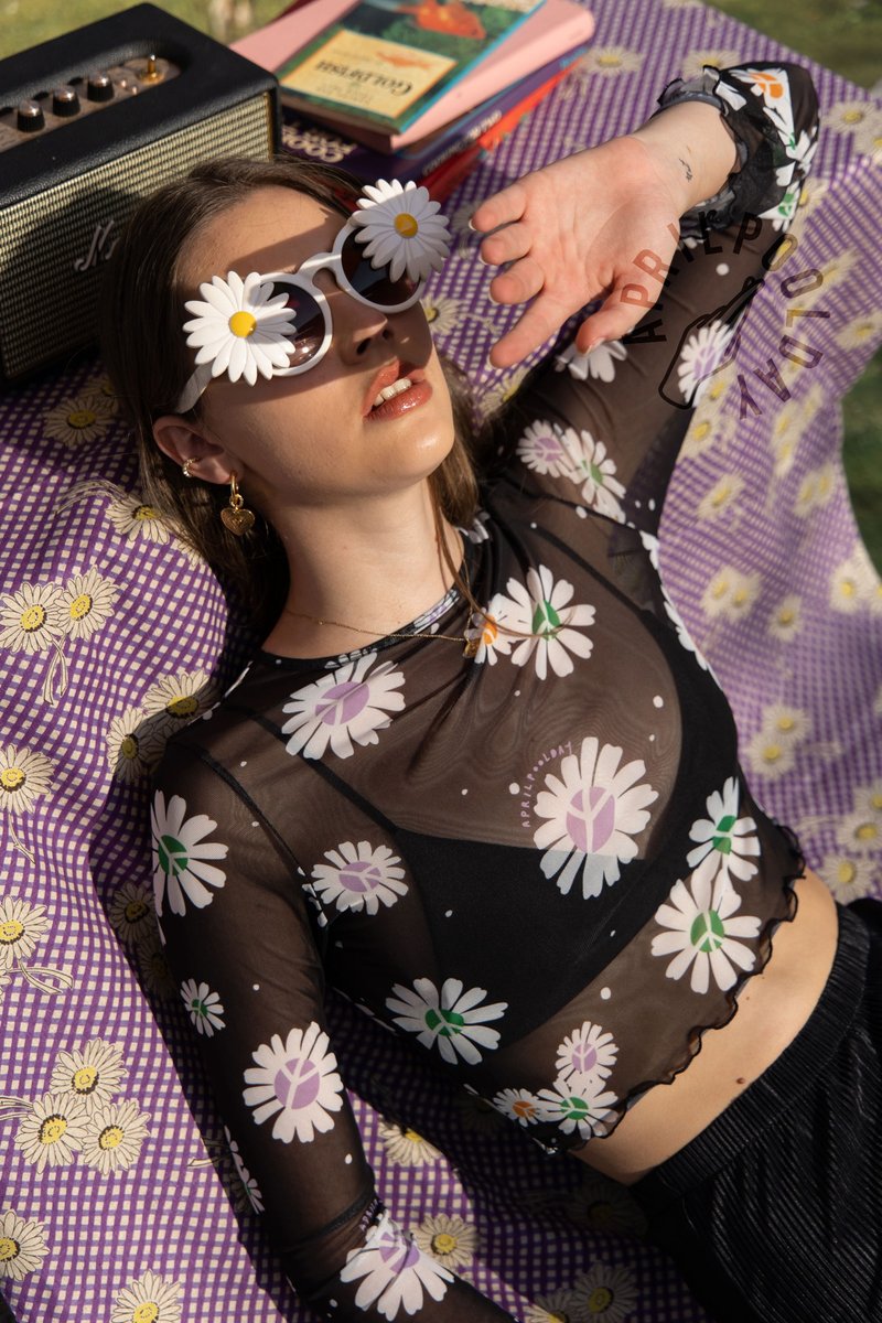 Aprilpoolday / Daisies Tattoo / Black / S - 女上衣/長袖上衣 - 其他材質 黑色