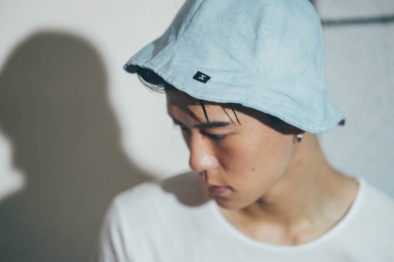 Brigade-organic cotton bucket hat (blue dye) Organic Cotton & Natural dye - หมวก - วัสดุอีโค 