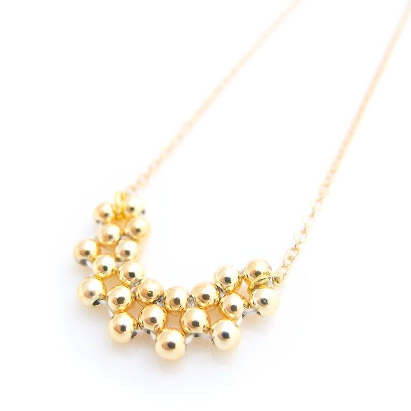 Dainty Gold Arc Necklace, Beaded Gold Necklace, Dainty Necklace, Gold Stacking Necklace - สร้อยคอ - แก้ว สีเงิน