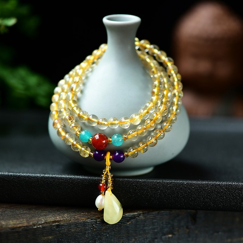 Boutique 6MM natural blond bracelet decorated with three laps honey Wax droplets pendant Lucky Cai - Bracelets - Crystal 