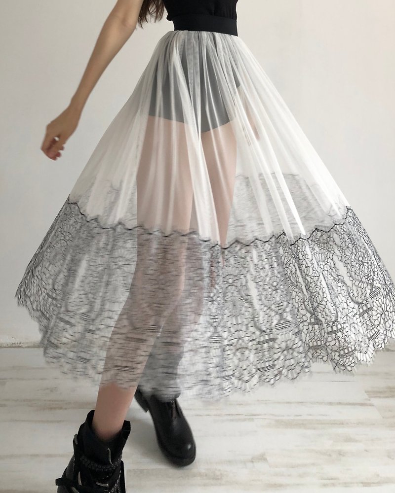 聚酯纖維 裙子/長裙 - See through skirt with lace / 蕾絲高腰裙 / 紗裙 - 黑白