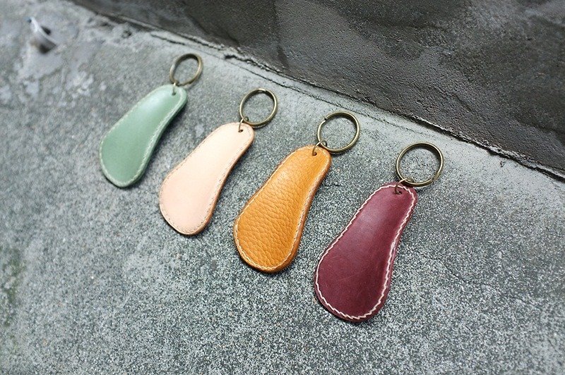Mini Colorful Shoehorn Keyring - Vegetable Tanned Cow Leather - Original Color - Keychains - Genuine Leather Brown