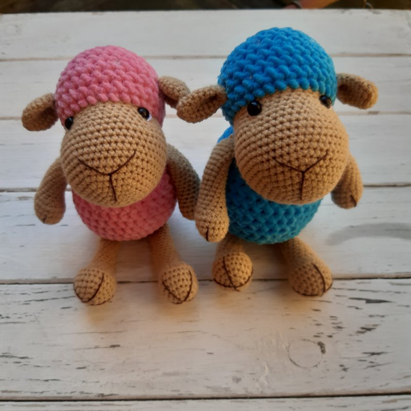 Hand Crochet Lamb Toy,  Stuffed Toy,  Plush Toy,  Sheep Toy,  Stuffed Animal - 寶寶/兒童玩具/玩偶 - 其他材質 金色