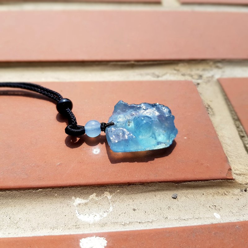 Girl Crystal World - [original Awakening A] - Aquamarine Necklace Pendant - Necklaces - Gemstone Blue