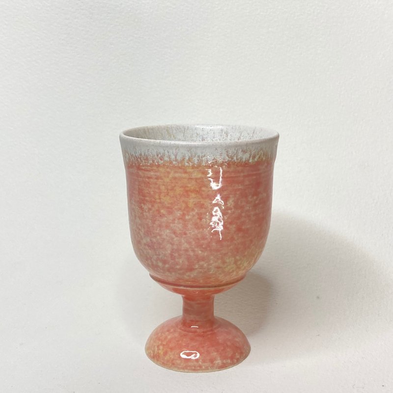 草莓奶蓋-高腳杯 - 酒杯/酒器 - 陶 粉紅色